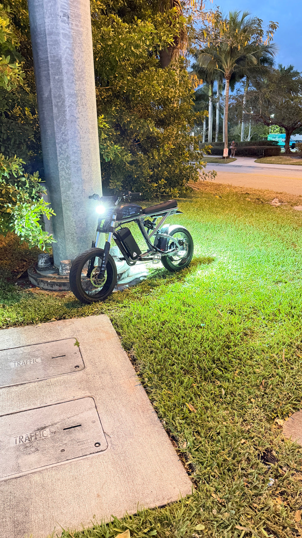 Super 73 V-4 Rock Light